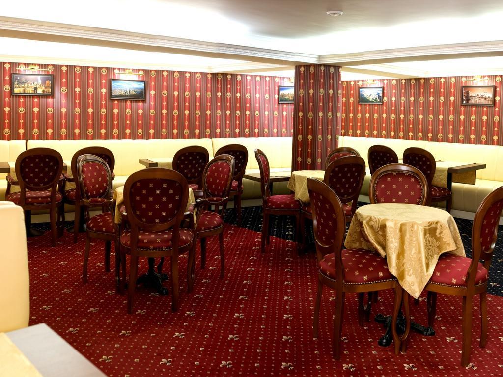 Manhattan Hotel & Restaurant Chisinau Instalações foto